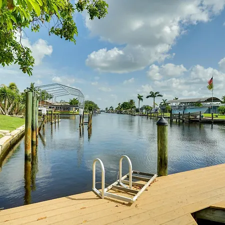 Waterfront Cape Coral Oasis With Boat Dock And Lanai! Villa